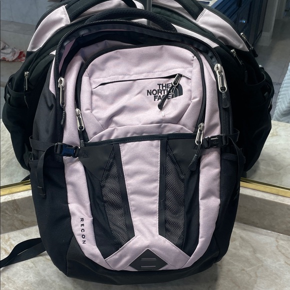 BRAND NEW THE NORTH FACE LAVENDER PURPLE RECON BACKPACK! - Picture 1 of 17